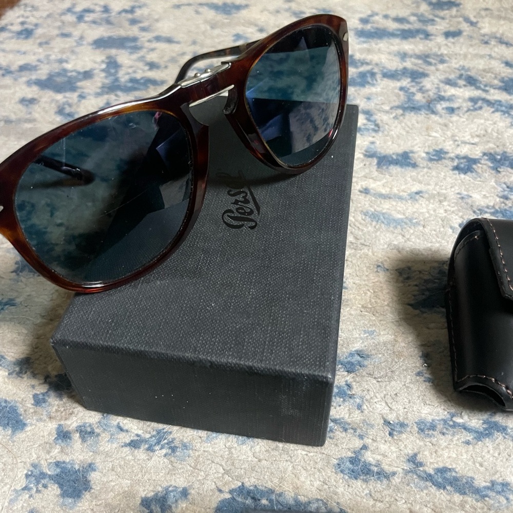 Persol Steve McQueen 714 Tortoise Shell Foldable Polarized Sunglasses